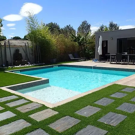 Avec Piscine, Spa, Calme, Proche De La Mer. Villa *